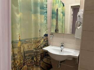 Гостиница Де Париж Анапа "Апартамент" 2-х местный с французским балконом (КУХНЯ)-11