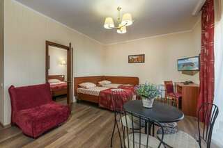 Гостиница Де Париж Анапа "Семейный" 2-х комнатный, 4-х местный с большим балконом и МИНИ Кухней-1