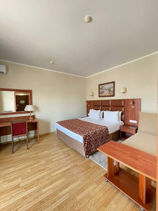 Гостиница Де Париж Анапа-22