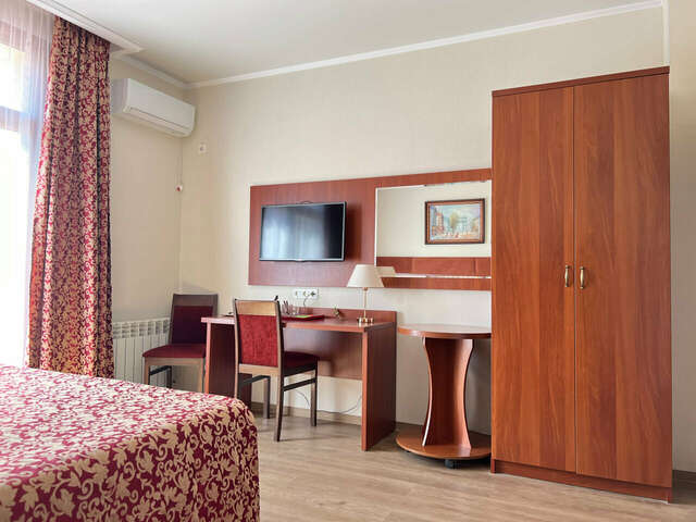 Гостиница Де Париж Анапа-14