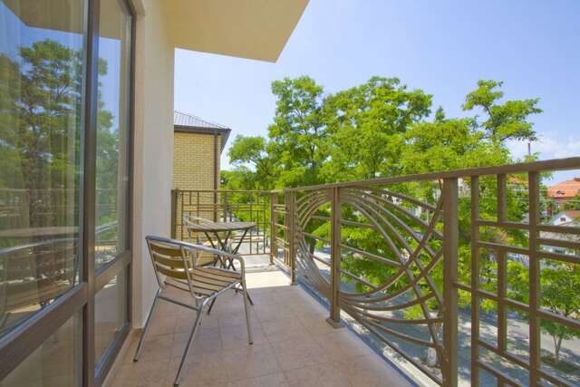 Гостиница Де Париж Анапа-98