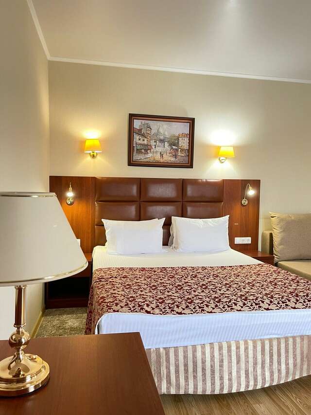 Гостиница Де Париж Анапа-4